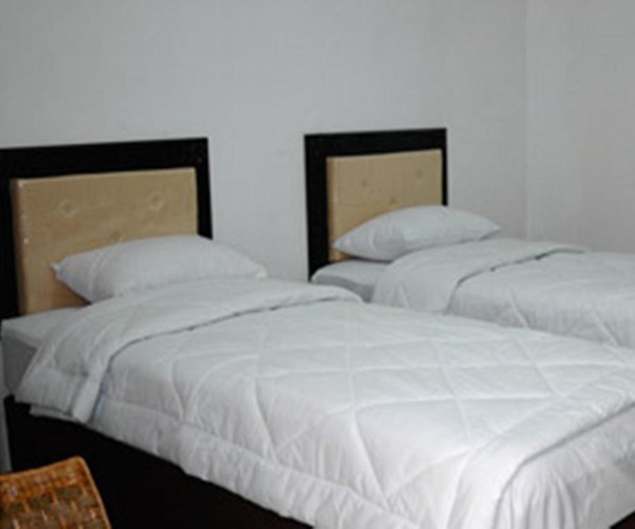 Hotel Sinar Tambolaka Waingapu Camera foto